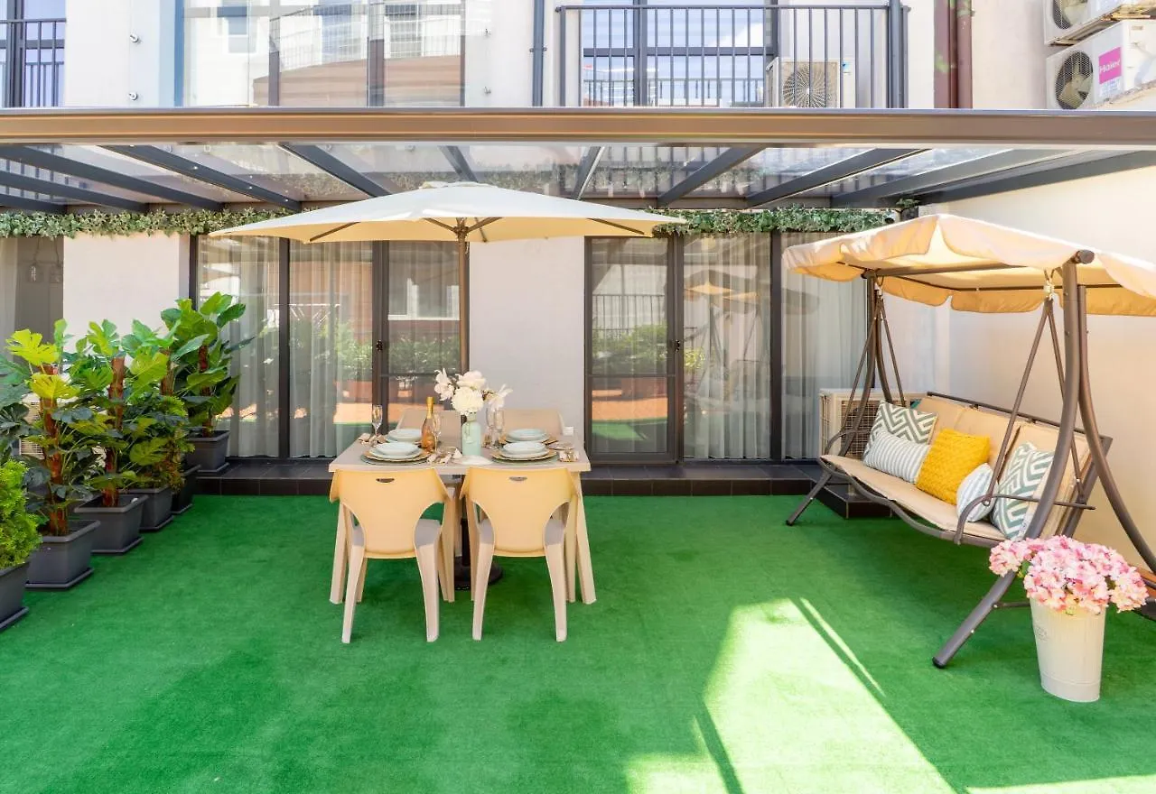 Sevastopol Apartments וארנה
